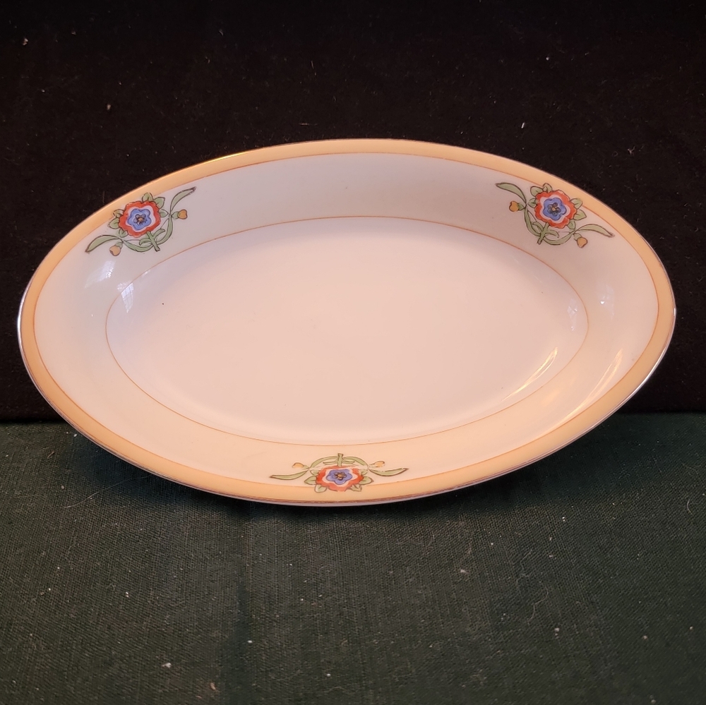 GUC VTG Meito China Serving Dish c 1930-1940